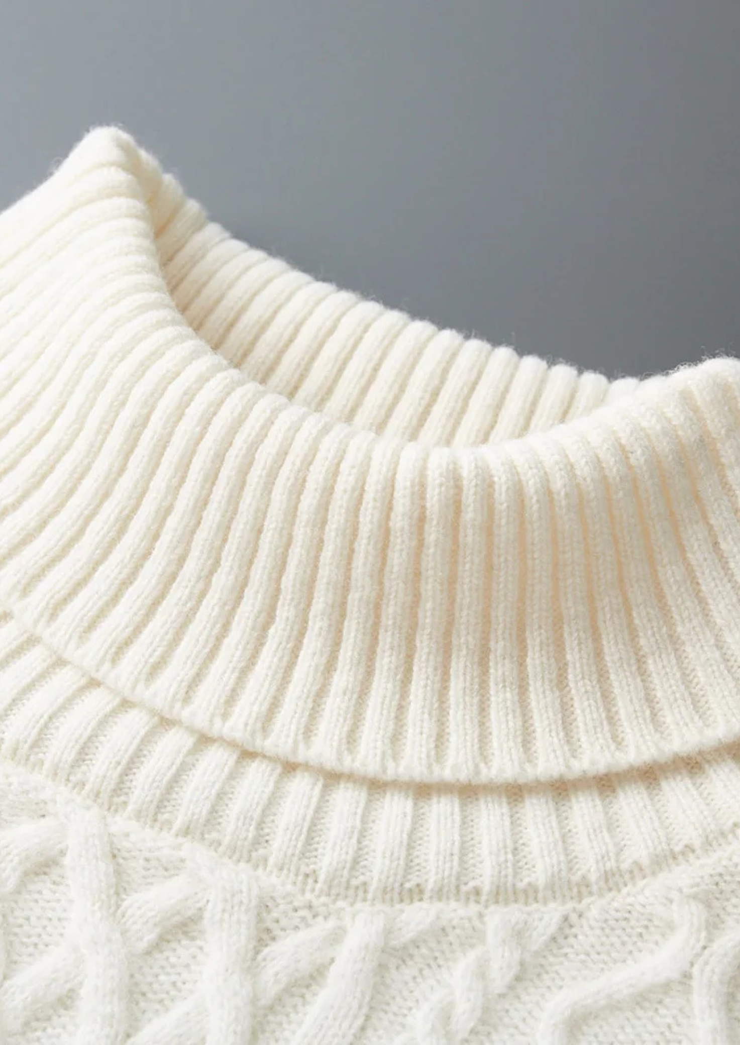 Wintertime Rollneck Merino Wool Extra-Fine