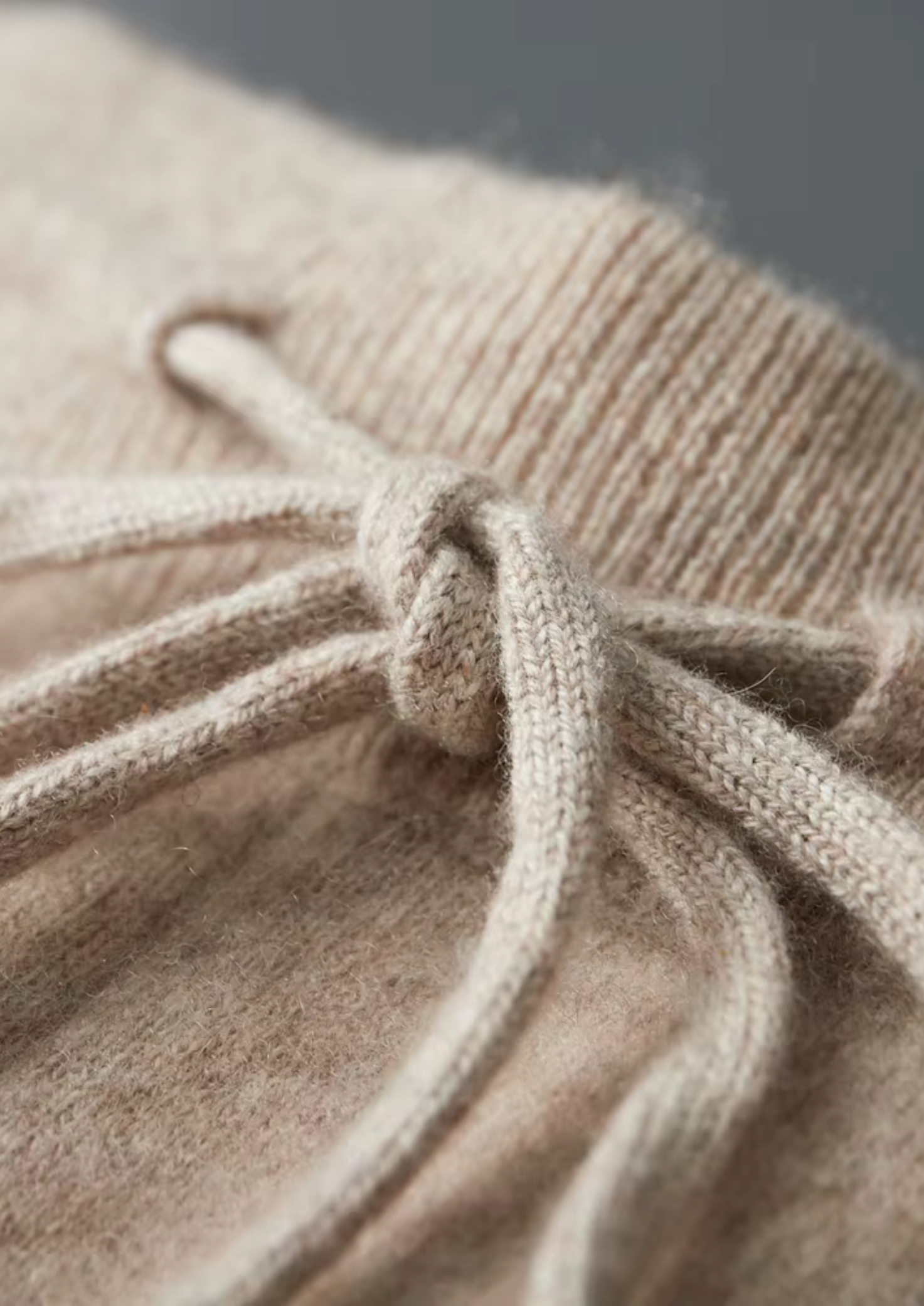 Merino Wool Extra-Fine Jogger Pants