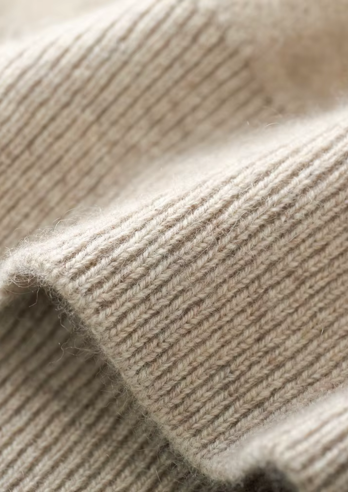 Merino Wool Extra-Fine V-Neck Knit Cardigan