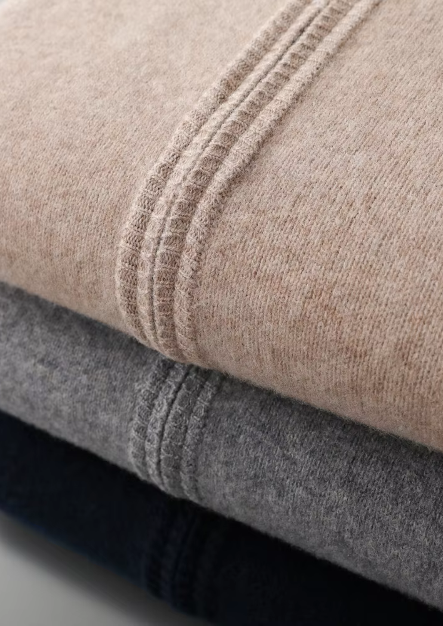 Merino Wool Extra-Fine Two-Tone Knit Cardigan