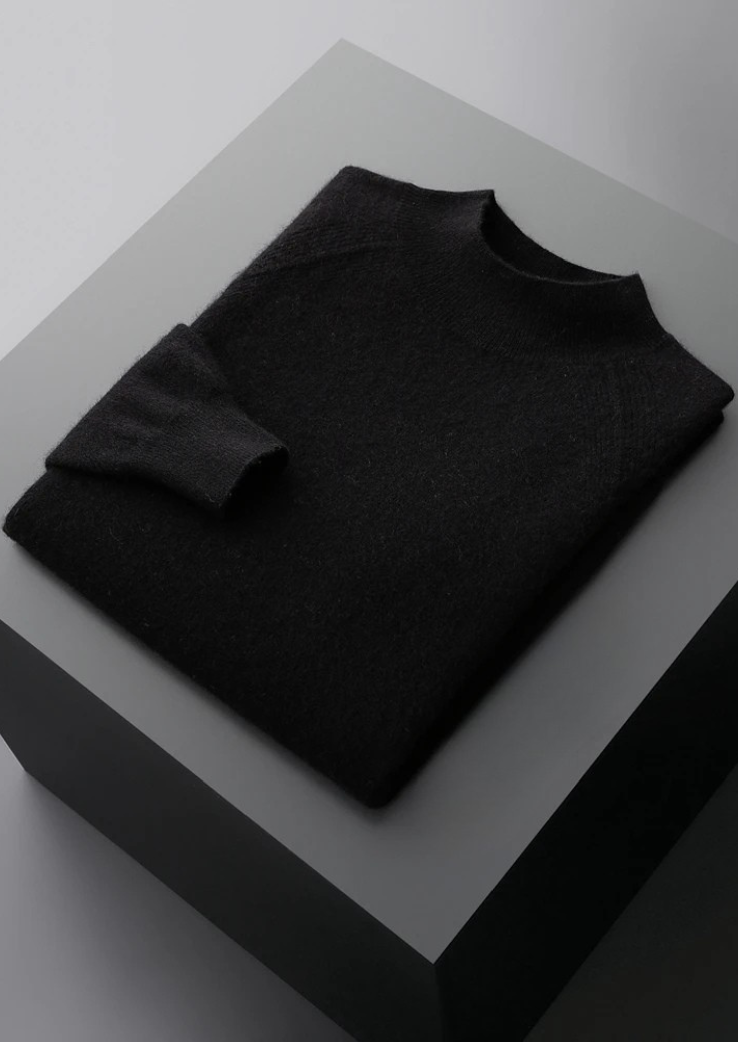 Raglan Mockneck Sweater in Merino Wool