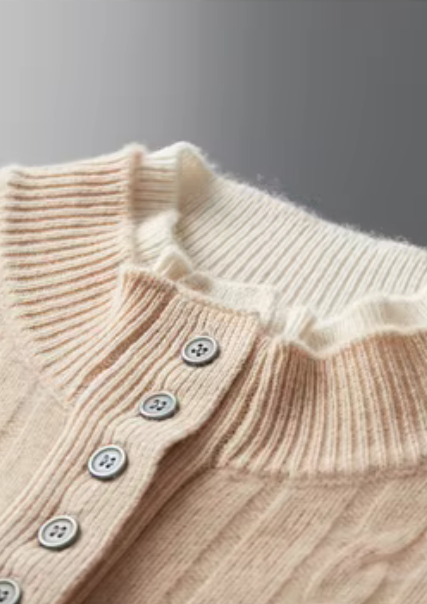 Henley Sweater in Merino Wool Classic Knit