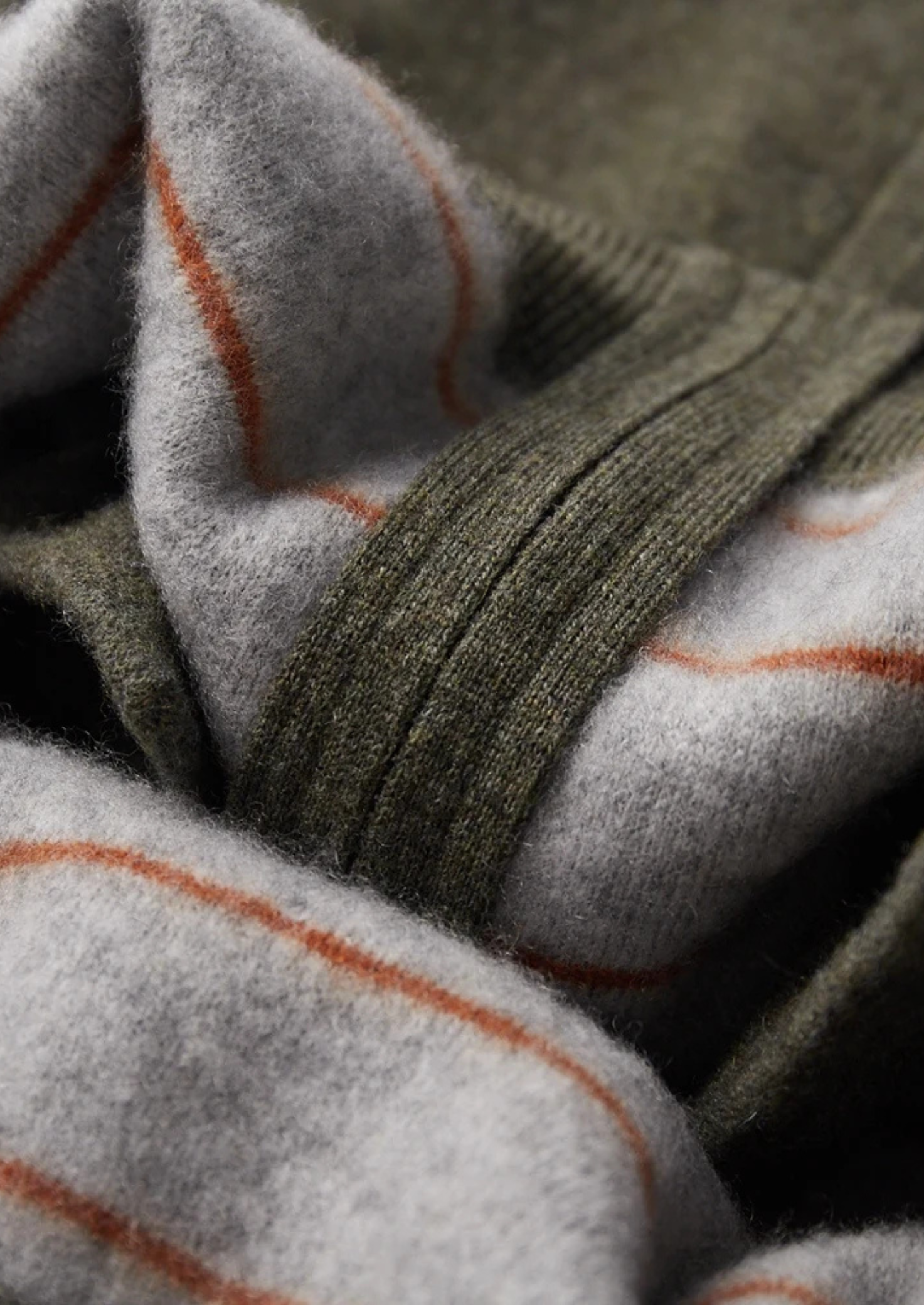 Premium Cashmere Double Tone Zip Cardigan