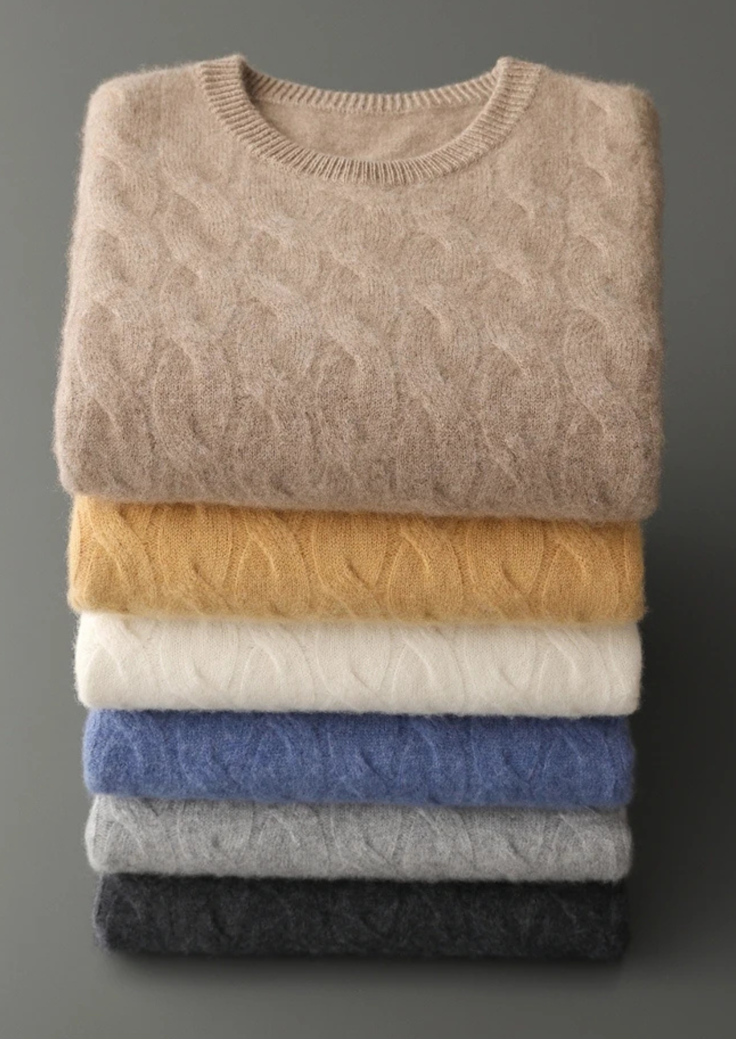 Cable Knit Crewneck in Premium Cashmere