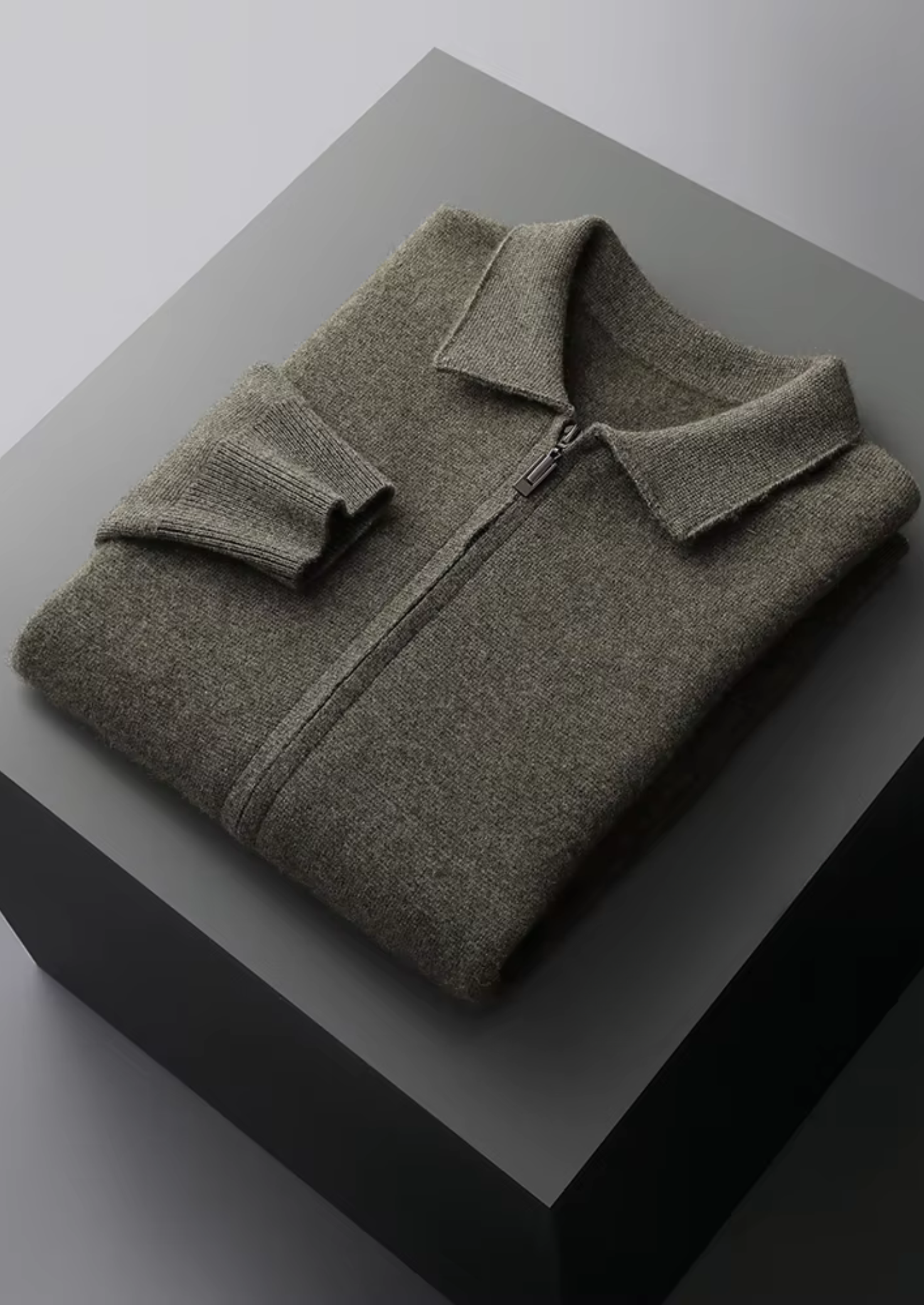 Merino Wool Extra-Fine Polo Knit Cardigan